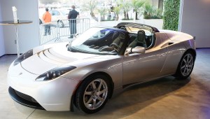 Op-Ed: It's Tesla vs. China in the new era of electric vehicles
